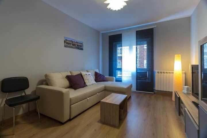 Ferrobus Apartment ซามอรา ภายนอก รูปภาพ